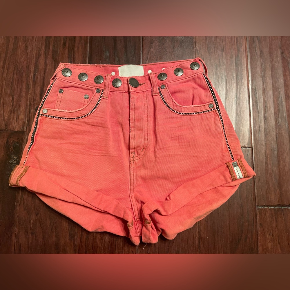 One Teaspoon Bandit Shorts Womens High Waist Coral Studs 26